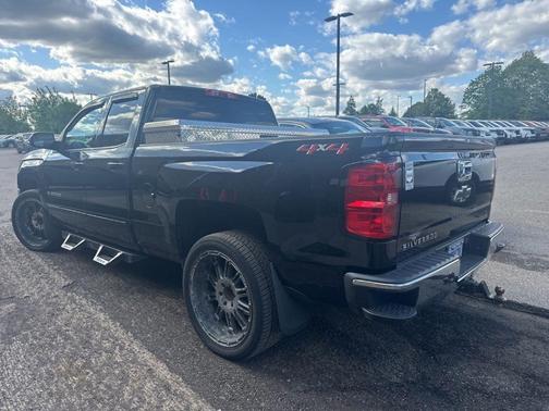 Black 2019 Chevrolet Silverado 1500 LD LT
