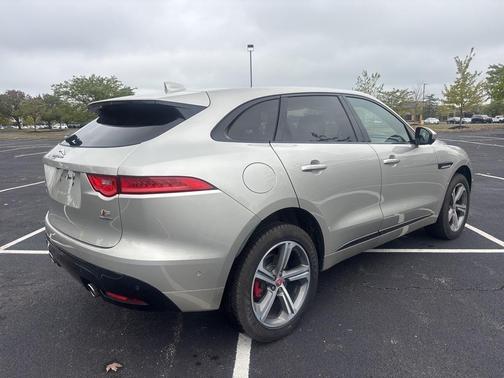 2017 Jaguar F-PACE S