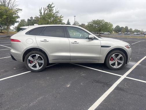 2017 Jaguar F-PACE S