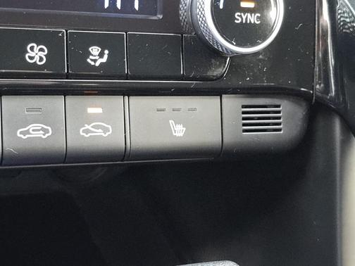 2023 Hyundai ELANTRA HEV Blue