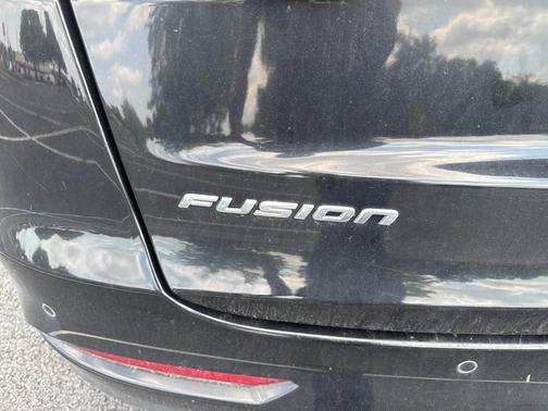 2020 Ford Fusion Hybrid SE