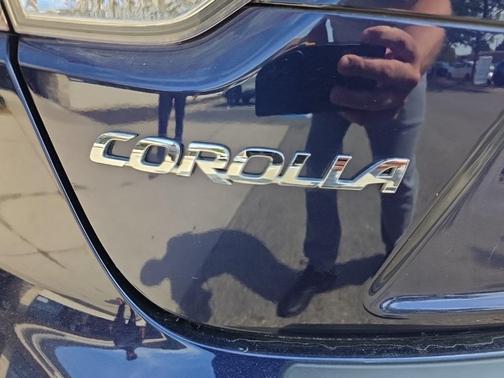2022 Toyota Corolla Hybrid LE