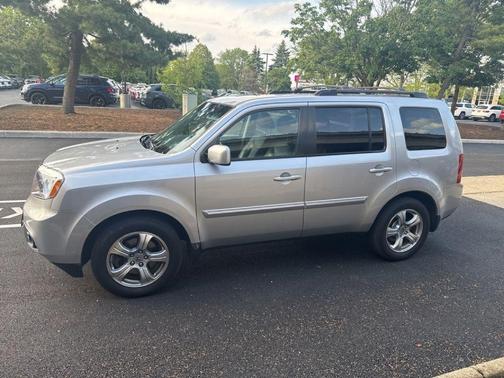 Alabaster Silver Metallic 2015 Honda Pilot EX-L