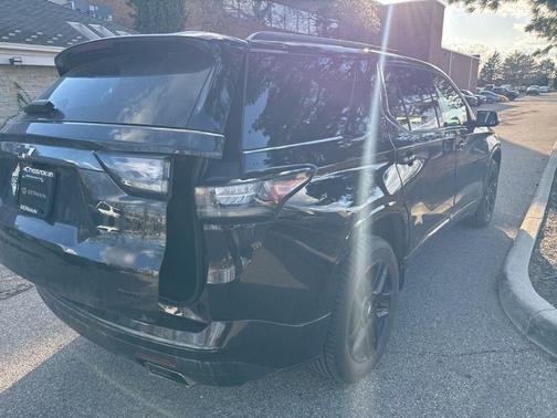 2021 Chevrolet Traverse Premier