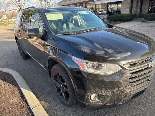 2021 Chevrolet Traverse Premier