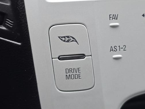 2013 Chevrolet Volt Base