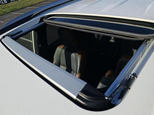 2018 Toyota RAV4 SE