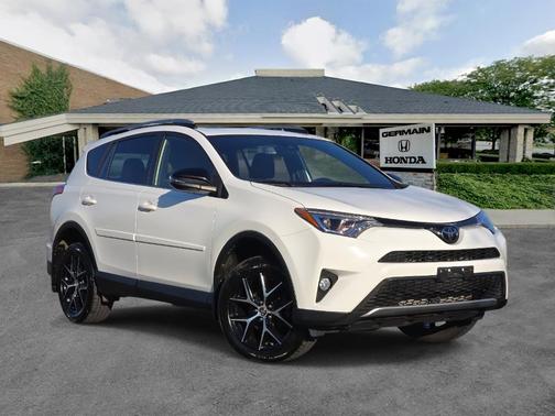 2018 Toyota RAV4 SE
