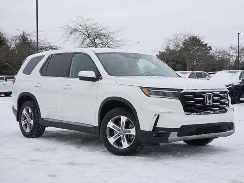 2023 Honda Pilot EX-L 8-Passenger