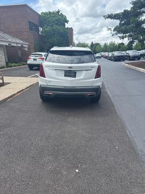 Crystal White Tri-Coat 2025 Cadillac XT5 Premium Luxury