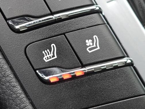 2019 Porsche Macan Base