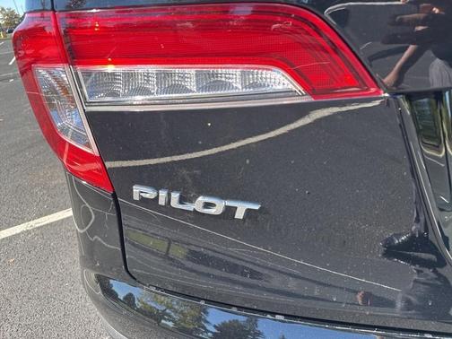 2021 Honda Pilot Elite