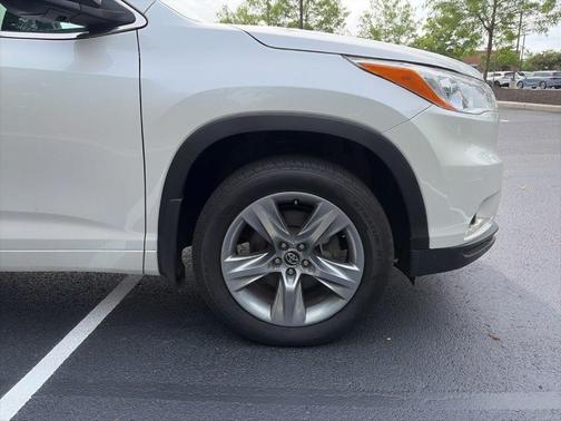 Blizzard Pearl 2016 Toyota Highlander Limited