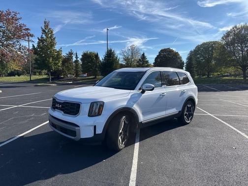 2023 Kia Telluride S