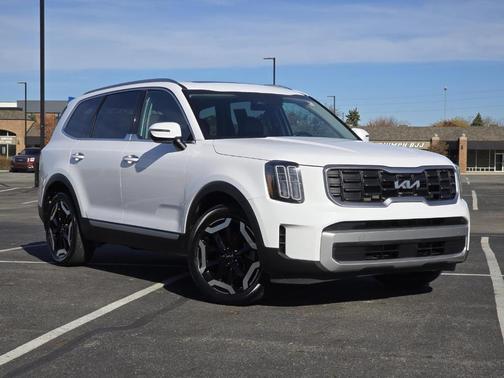 2023 Kia Telluride S