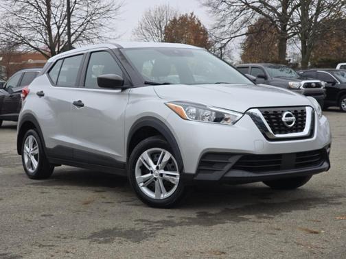 2020 Nissan Kicks S