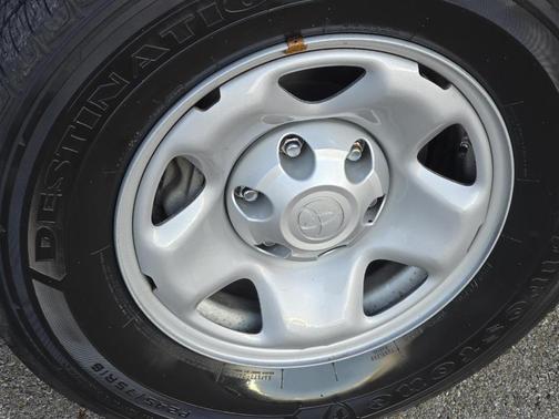 2023 Toyota Tacoma SR