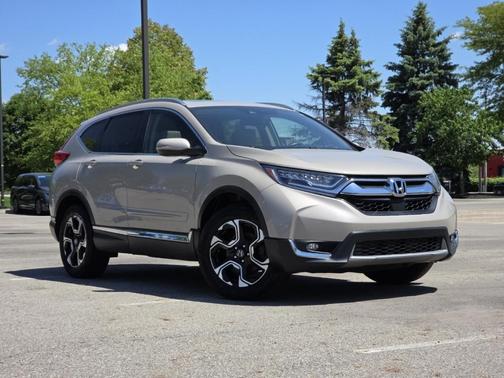 Sandstorm Metallic 2017 Honda CR-V Touring