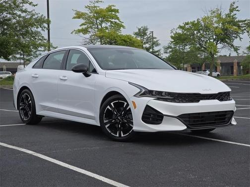 2024 Kia K5 GT-Line
