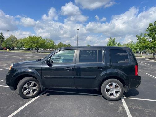 Modern Steel Metallic 2015 Honda Pilot EX-L