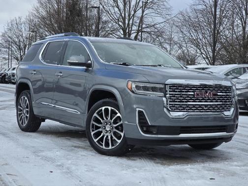 2022 GMC Acadia Denali