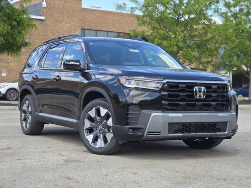 Crystal Black Pearl 2026 Honda Pilot Elite