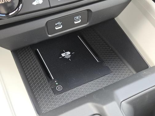 Platinum White Pearl 2026 Honda Accord LX