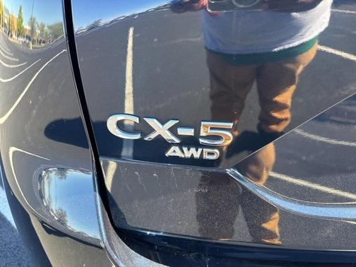 2022 Mazda CX-5 2.5 S Preferred Package