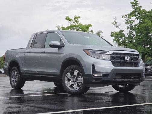 Solar Silver Metallic 2026 Honda Ridgeline RTL