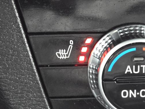 2023 Mitsubishi Outlander PHEV SEL