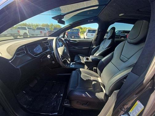 2017 Tesla Model X 90D