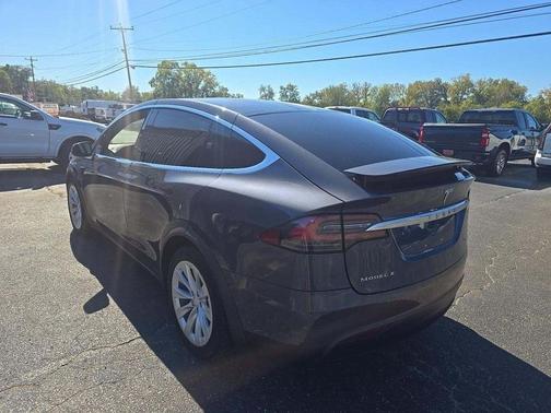 2017 Tesla Model X 90D