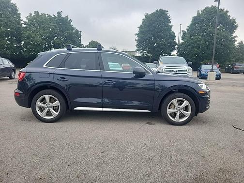 2020 Audi Q5 40 Premium Plus