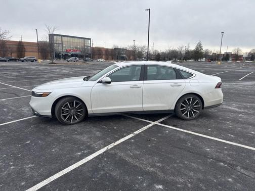 2023 Honda Accord Hybrid Touring