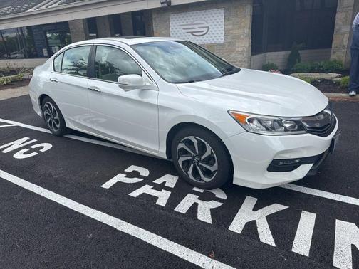 White 2016 Honda Accord EX