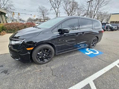 2023 Honda Odyssey Sport