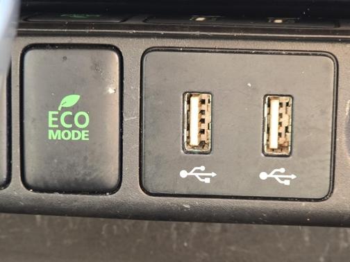 2022 Mitsubishi Eclipse Cross SE