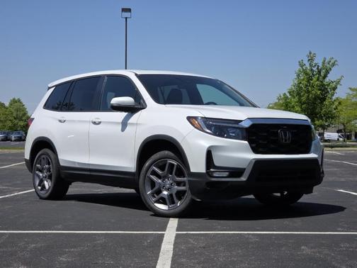 Platinum White Pearl 2023 Honda Passport EX-L