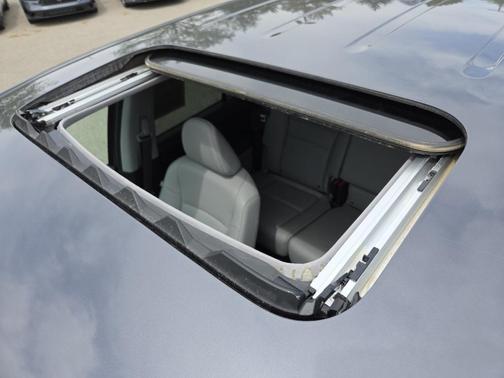 Modern Steel Metallic 2023 Honda Ridgeline RTL