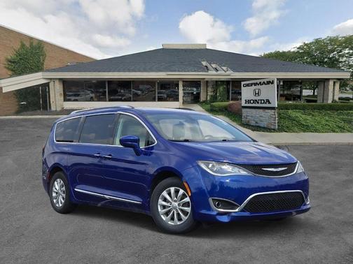 2018 Chrysler Pacifica Touring-L