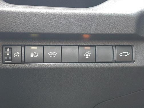 Pearl 2023 Toyota RAV4 Hybrid SE
