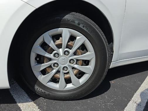 2021 Kia Forte FE