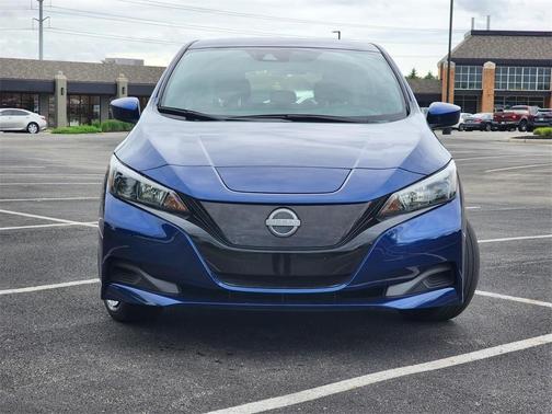 2023 Nissan Leaf S