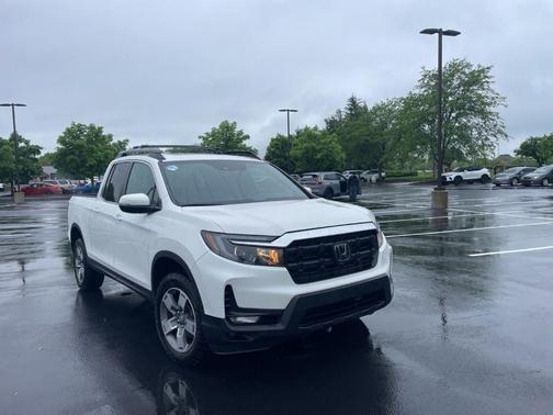 Platinum White Pearl 2024 Honda Ridgeline RTL