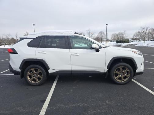 2023 Toyota RAV4 Hybrid Woodland Edition