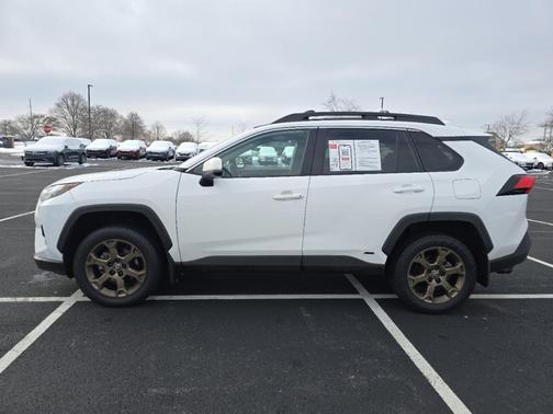 2023 Toyota RAV4 Hybrid Woodland Edition