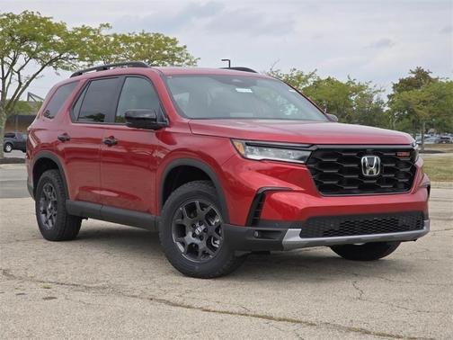 Radiant Red Metallic II 2025 Honda Pilot TrailSport
