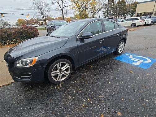 2015 Volvo S60 T5 Premier