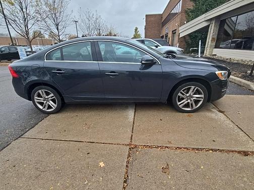 2015 Volvo S60 T5 Premier