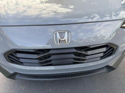 Urban Gray Pearl 2023 Honda HR-V Sport